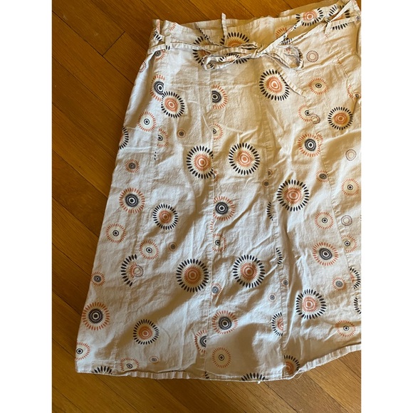 Philip Russel Tan Skirt - Picture 3 of 9